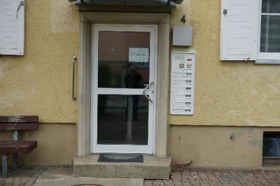 Objekt RenovierungsbedÃ¼rftige 2-Zimmer-Wohnung und 4 StellplÃ¤tze in Friedrichshafen ....
